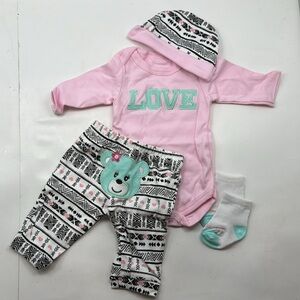 NWOT Newborn Baby Outfit with Bear Print Pink Green Black